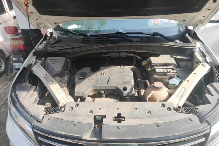 Used Roewe RX5 2016 20T Two-Wheel Drive Automatic Internet Smart Edition Engine Bay
