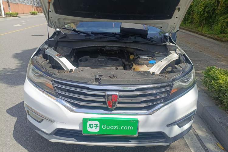 Used Roewe RX5 2016 20T Two-Wheel Drive Automatic Internet Smart Edition Engine Bay