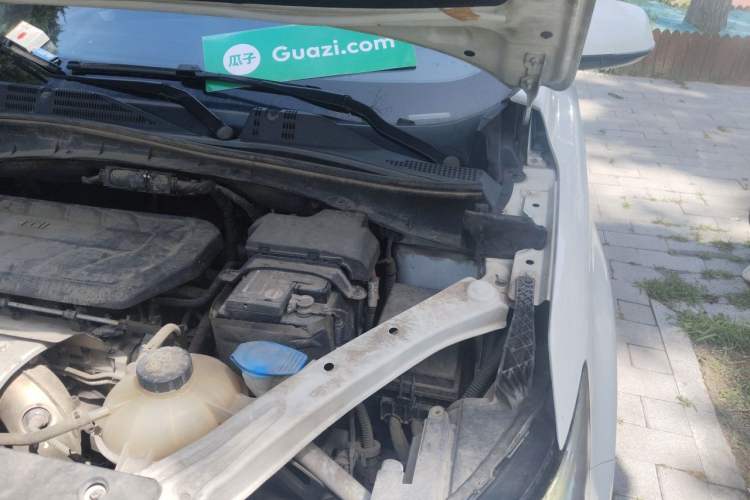 Used Roewe RX5 2016 30T Two-Wheel Drive Automatic Internet Smart Edition Engine Bay Left