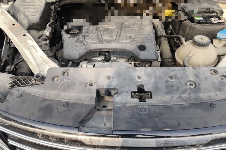 Used Roewe RX5 2016 20T Two-Wheel Drive Automatic Internet Smart Edition Engine Bay