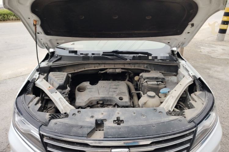 Used Roewe RX5 2016 20T Two-Wheel Drive Manual Flagship Edition Engine Bay
