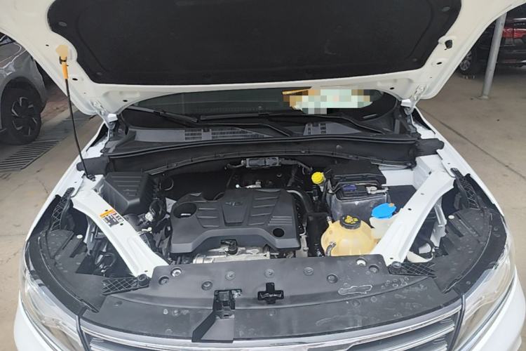 Used Roewe RX5 2016 20T Two-Wheel Drive Automatic Internet Smart Edition Engine Bay