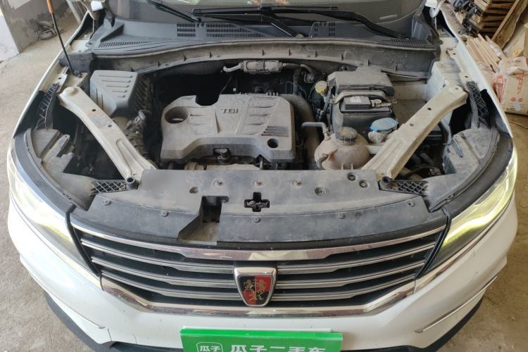 Used Roewe RX5 2016 20T Two-Wheel Drive Automatic Internet Smart Edition Engine Bay