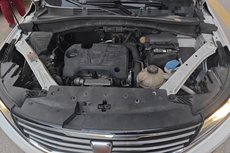 Used Roewe RX5 2016 20T Two-Wheel Drive Automatic Internet Smart Edition Engine Bay