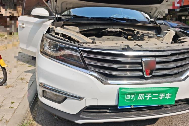Used Roewe RX5 2016 20T Two-Wheel Drive Manual Transmission Internet Smart Edition Engine Bay Right