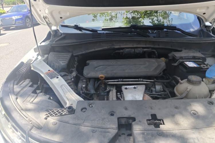 Used Roewe RX5 2016 30T Four-Wheel Drive Automatic Internet Smart Luxury Edition Engine Bay Right