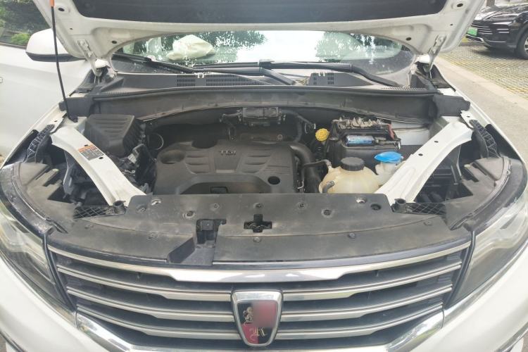 Used Roewe RX5 2016 20T Two-Wheel Drive Automatic Flagship Edition Engine Bay