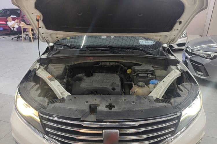 Used Roewe RX5 2016 20T Two-Wheel Drive Automatic Flagship Edition Engine Bay