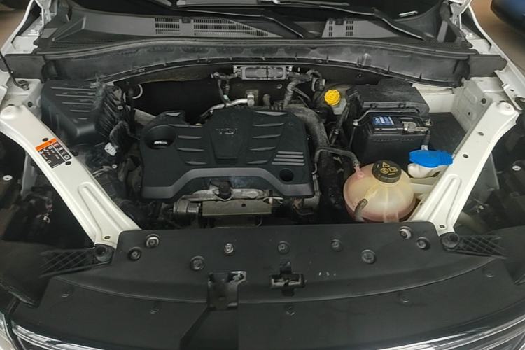 Used Roewe RX5 2016 20T Two-Wheel Drive Automatic Internet Smart Edition Engine Bay