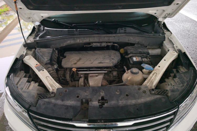 Used Roewe RX5 2016 30T Four-Wheel Drive Automatic Internet Smart Luxury Edition Engine Bay