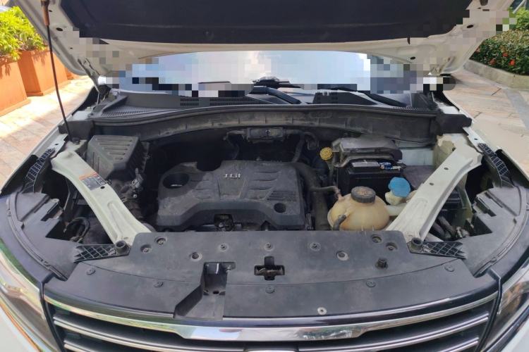 Used Roewe RX5 2016 20T Two-Wheel Drive Automatic Internet Smart Edition Engine Bay