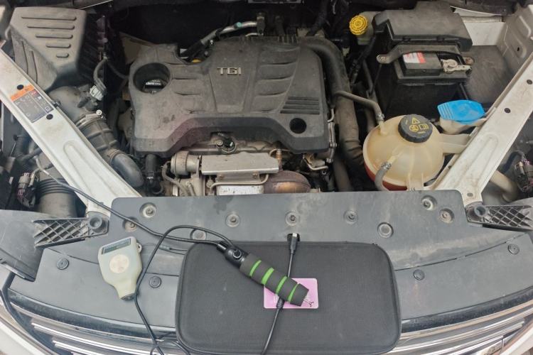 Used Roewe RX5 2016 20T Two-Wheel Drive Automatic Internet Smart Edition Engine Bay