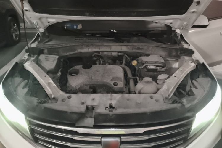 Used Roewe RX5 2016 20T Two-Wheel Drive Manual Flagship Edition Engine Bay
