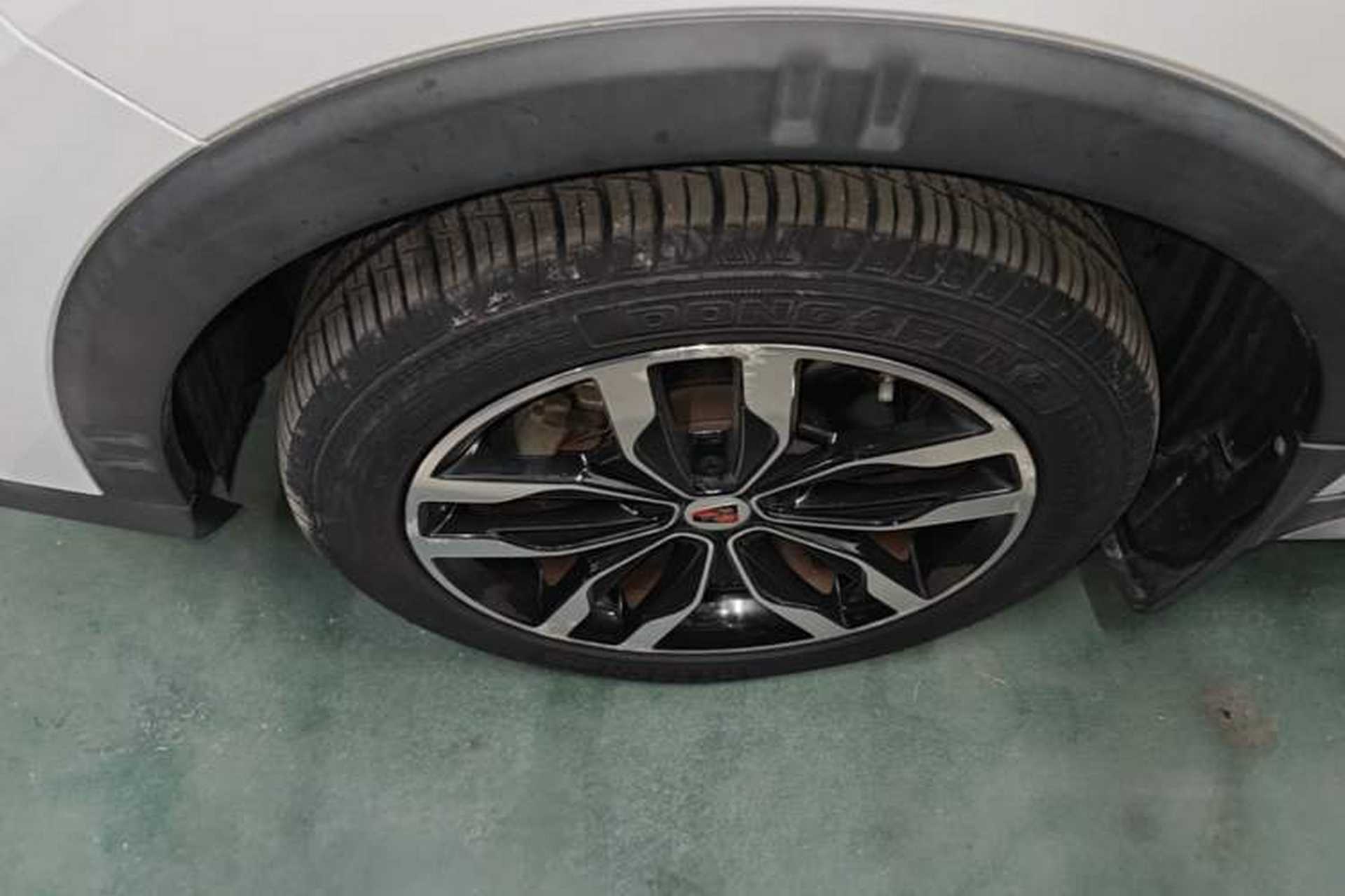 Used Roewe RX5 2016 30T Four-Wheel Drive Automatic Internet Smart Luxury Edition Exterior 4