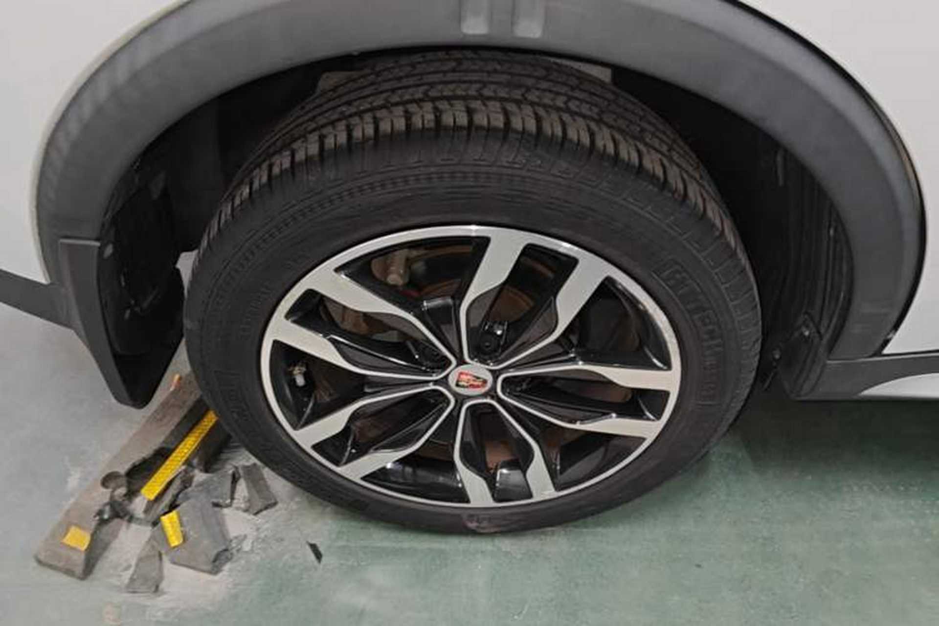 Used Roewe RX5 2016 30T Four-Wheel Drive Automatic Internet Smart Luxury Edition Exterior 5
