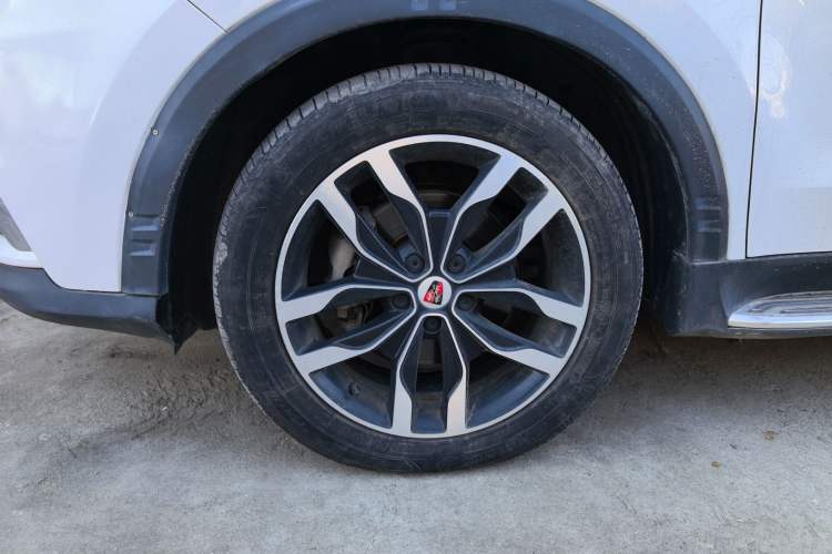 Used Roewe RX5 2016 30T Four-Wheel Drive Automatic Internet Smart Luxury Edition Exterior 7