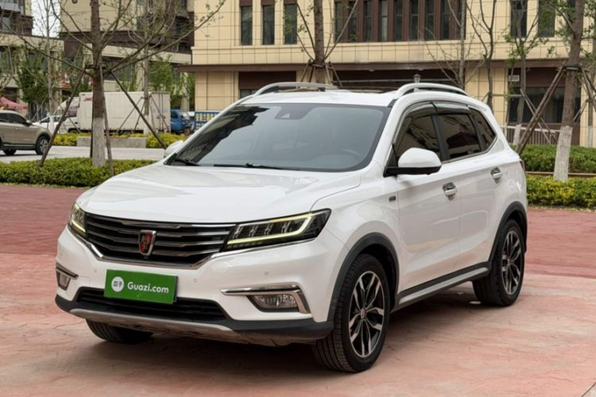 Used Roewe RX5 2016 30T Four-Wheel Drive Automatic Internet Smart Luxury Edition Front Left 45 Deg