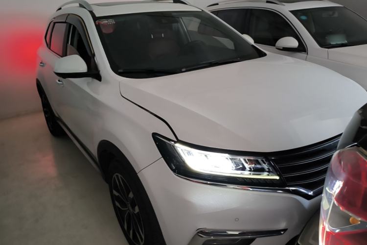 Used Roewe RX5 2016 30T Four-Wheel Drive Automatic Internet Smart Luxury Edition Front Right 45 Deg