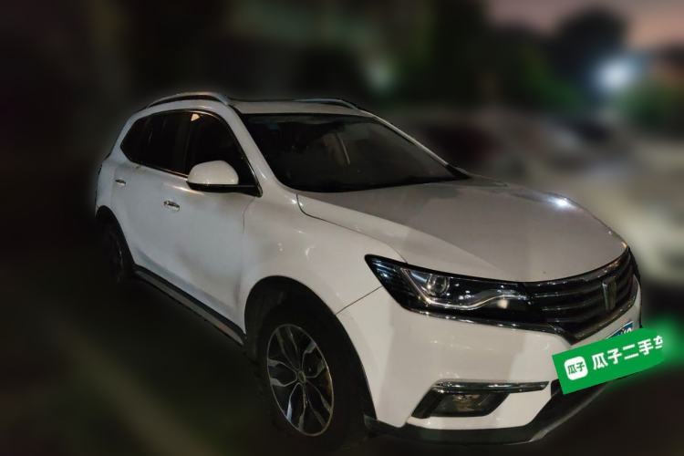 Used Roewe RX5 2016 20T Two-Wheel Drive Automatic Internet Smart Edition Front Right 45 Deg