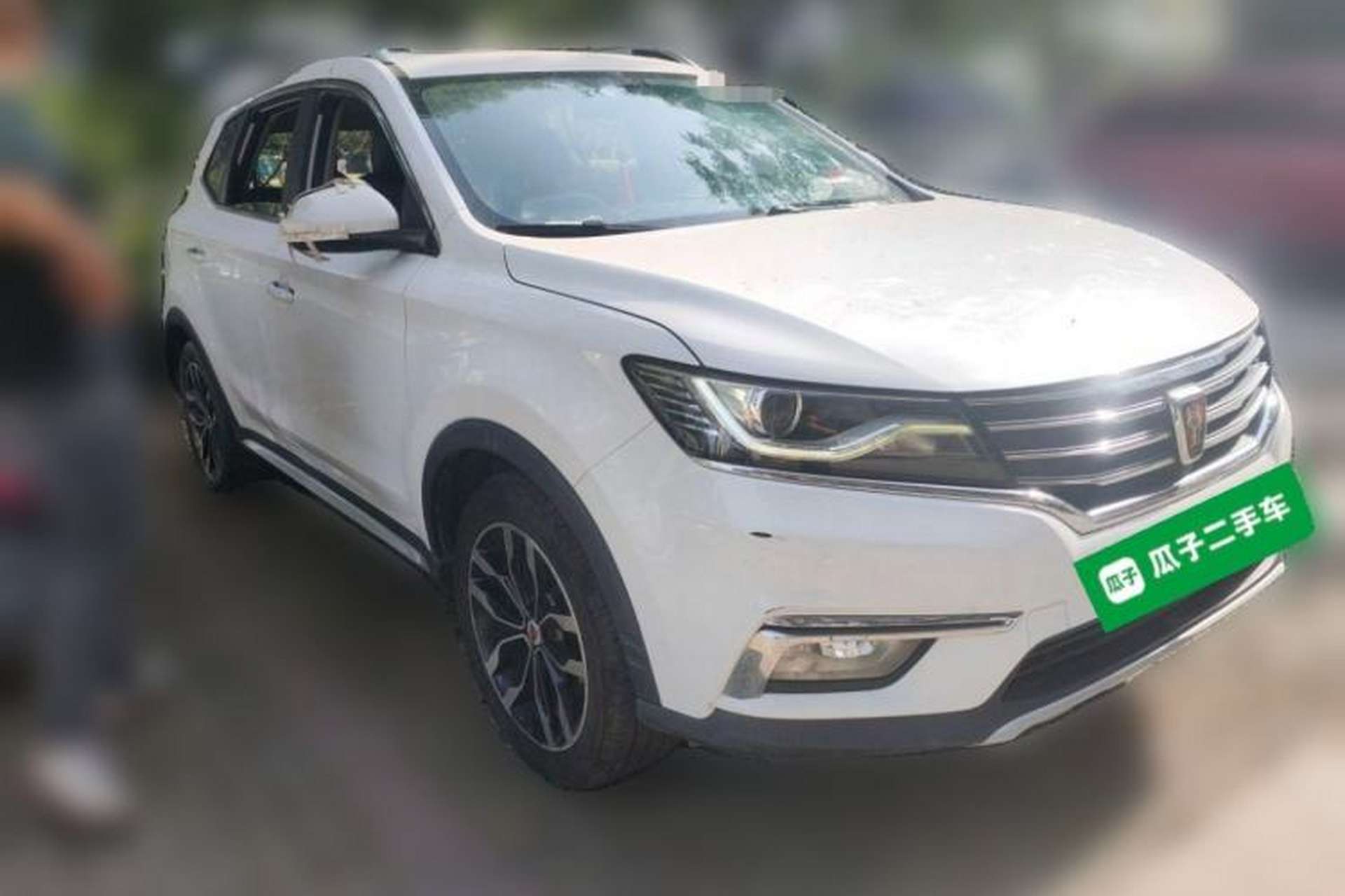 Used Roewe RX5 2016 20T Two-Wheel Drive Automatic Internet Smart Edition Front Right 45 Deg