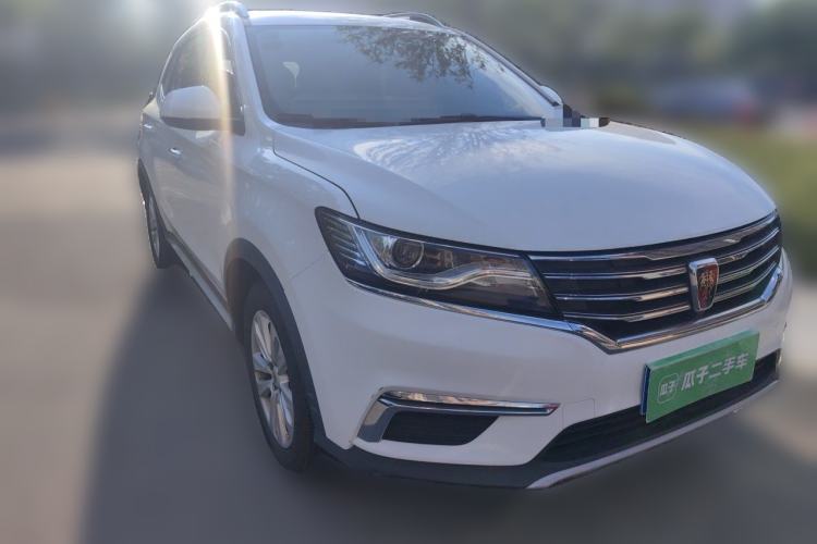 Used Roewe RX5 2016 20T Two-Wheel Drive Automatic Flagship Edition Front Right 45 Deg
