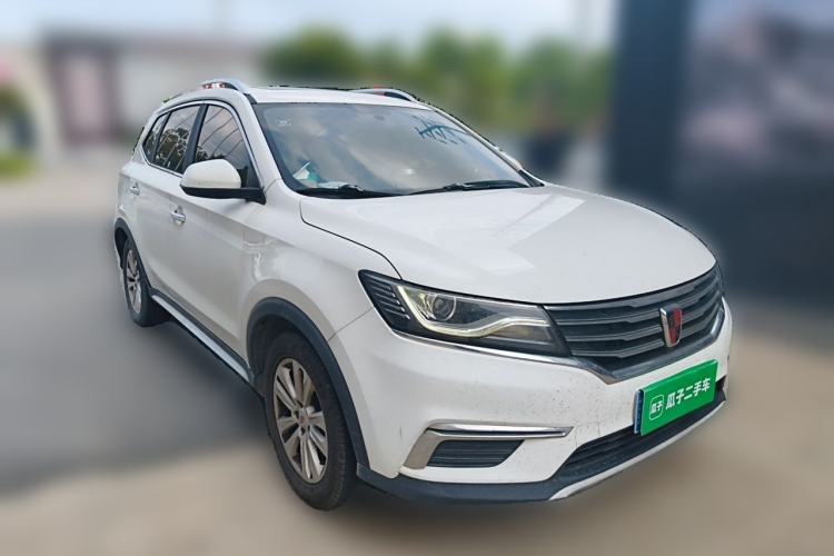 Used Roewe RX5 2016 20T Two-Wheel Drive Automatic Flagship Edition Front Right 45 Deg