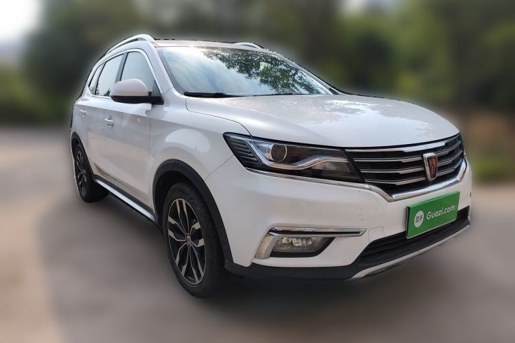 Used Roewe RX5 2016 20T Two-Wheel Drive Manual Transmission Internet Smart Edition Front Right 45 Deg