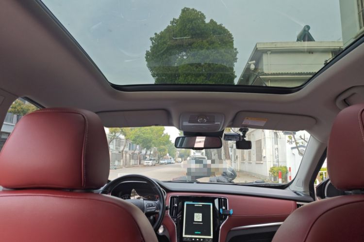 Used Roewe RX5 2016 30T Four-Wheel Drive Automatic Internet Smart Luxury Edition Headliner