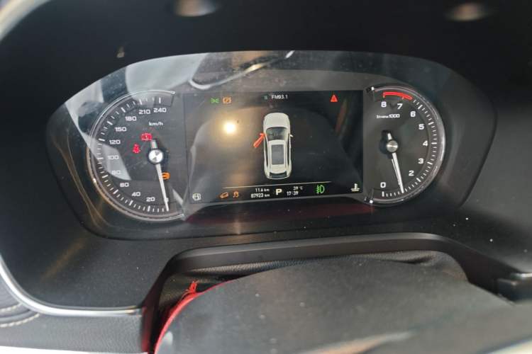 Used Roewe RX5 2016 30T Two-Wheel Drive Automatic Internet Smart Edition Instrument Cluster
