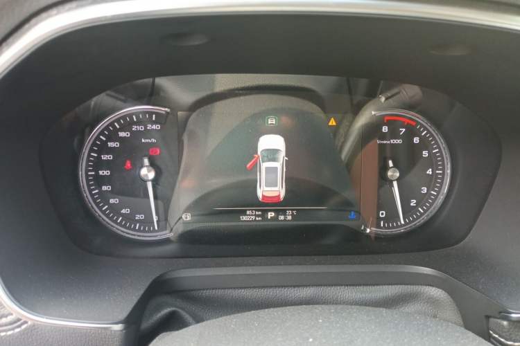 Used Roewe RX5 2016 30T Two-Wheel Drive Automatic Internet Smart Edition Instrument Cluster