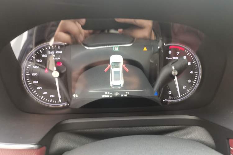 Used Roewe RX5 2016 30T Four-Wheel Drive Automatic Internet Smart Luxury Edition Instrument Cluster