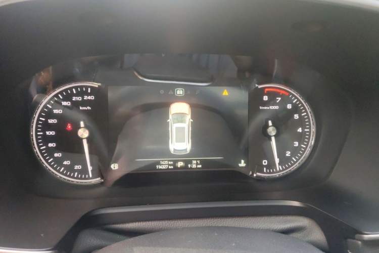 Used Roewe RX5 2016 30T Two-Wheel Drive Automatic Internet Smart Edition Instrument Cluster