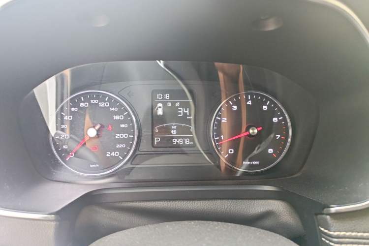 Used Roewe RX5 2016 20T Two-Wheel Drive Automatic Flagship Edition Instrument Cluster