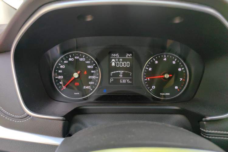 Used Roewe RX5 2016 20T Two-Wheel Drive Automatic Internet Smart Edition Instrument Cluster