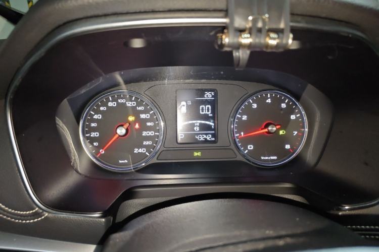 Used Roewe RX5 2016 20T Two-Wheel Drive Automatic Internet Smart Edition Instrument Cluster