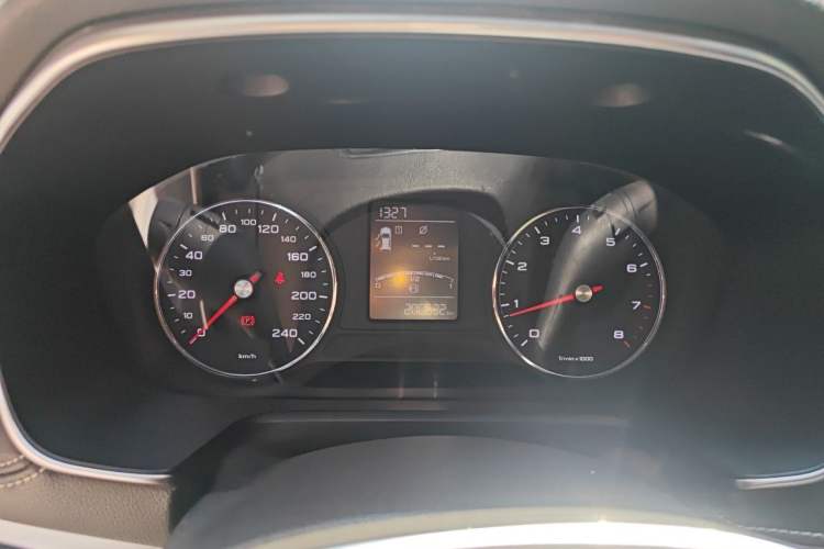 Used Roewe RX5 2016 20T Two-Wheel Drive Manual Flagship Edition Instrument Cluster