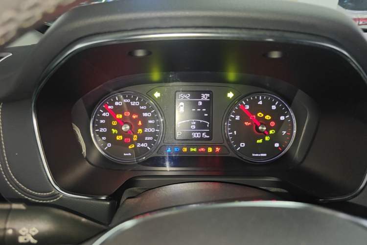 Used Roewe RX5 2016 20T Two-Wheel Drive Automatic Internet Smart Edition Instrument Cluster