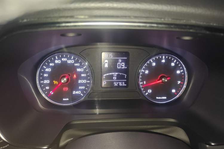 Used Roewe RX5 2016 20T Two-Wheel Drive Automatic Flagship Edition Instrument Cluster