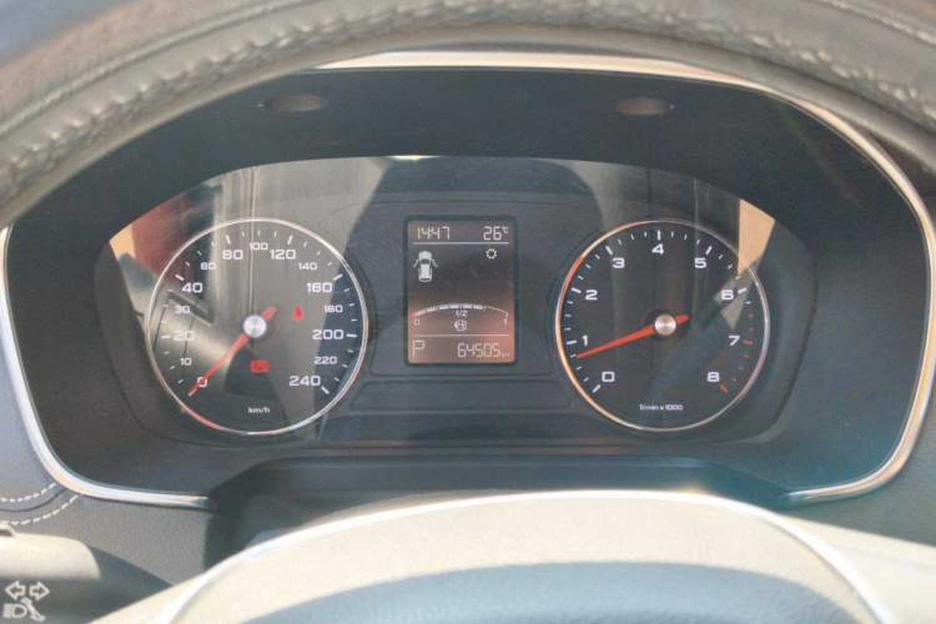 Used Roewe RX5 2016 20T Two-Wheel Drive Automatic Internet Smart Edition Instrument Cluster