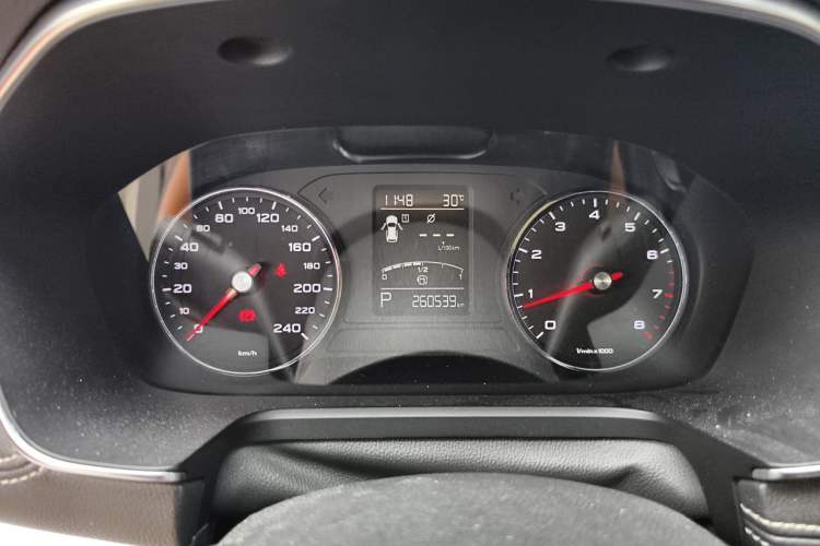 Used Roewe RX5 2016 20T Two-Wheel Drive Automatic Internet Smart Edition Instrument Cluster