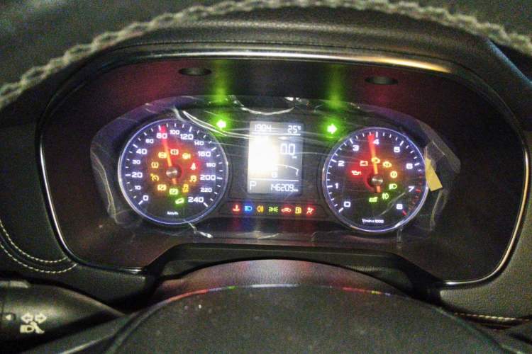 Used Roewe RX5 2016 20T Two-Wheel Drive Automatic Internet Smart Edition Instrument Cluster