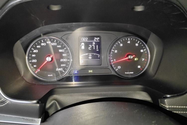Used Roewe RX5 2016 20T Two-Wheel Drive Automatic Internet Smart Edition Instrument Cluster