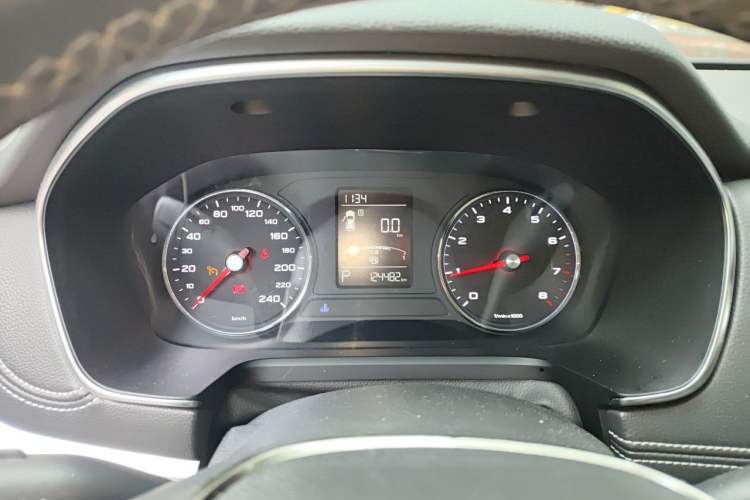 Used Roewe RX5 2016 20T Two-Wheel Drive Automatic Flagship Edition Instrument Cluster