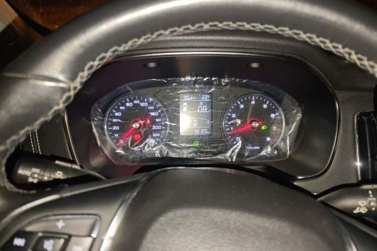 Used Roewe RX5 2016 20T Two-Wheel Drive Automatic Internet Smart Edition Instrument Cluster