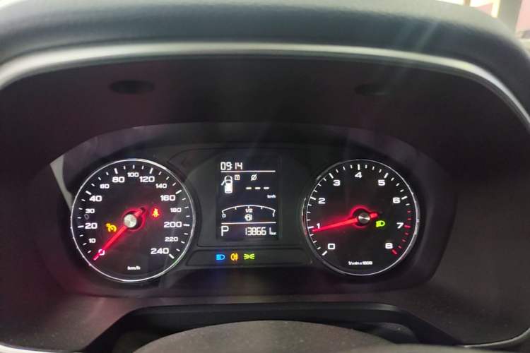 Used Roewe RX5 2016 20T Two-Wheel Drive Automatic Flagship Edition Instrument Cluster