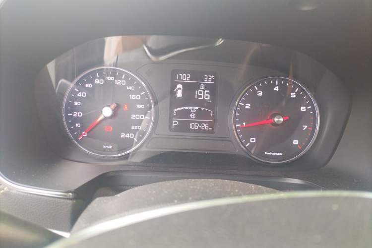 Used Roewe RX5 2016 20T Two-Wheel Drive Automatic Internet Smart Edition Instrument Cluster