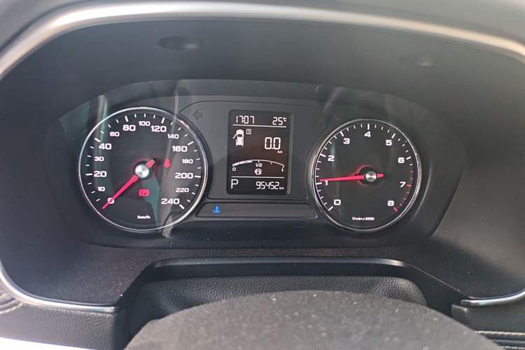 Used Roewe RX5 2016 20T Two-Wheel Drive Automatic Internet Smart Edition Instrument Cluster