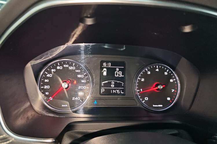 Used Roewe RX5 2016 20T Two-Wheel Drive Automatic Flagship Edition Instrument Cluster