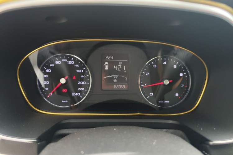 Used Roewe RX5 2016 20T Two-Wheel Drive Manual Flagship Edition Instrument Cluster