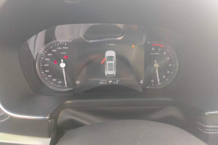 Used Roewe RX5 2016 30T Two-Wheel Drive Automatic Internet Smart Edition Instrument Cluster